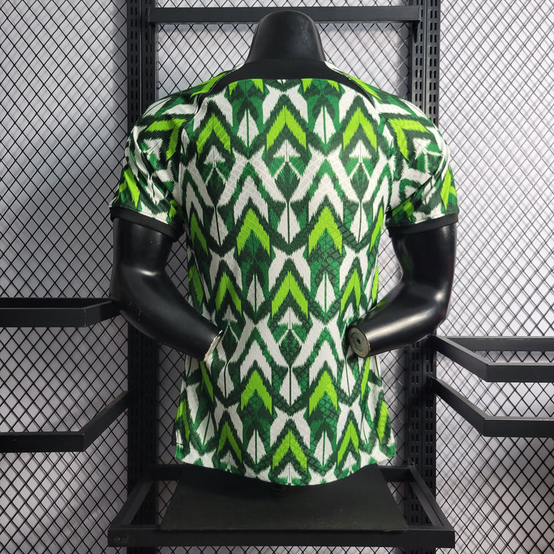 CAMISA VERSÃO PLAYER DA SELEÇÃO DA NIGÉRIA 22/23 BRANCO E VERDE