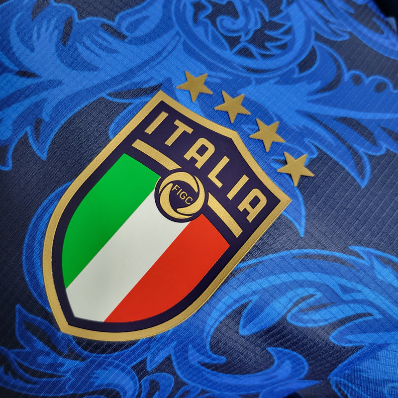 CAMISA VERSÃO PLAYER DA SELEÇÃO DA ITALIA 22/23 AZUL VERSACE