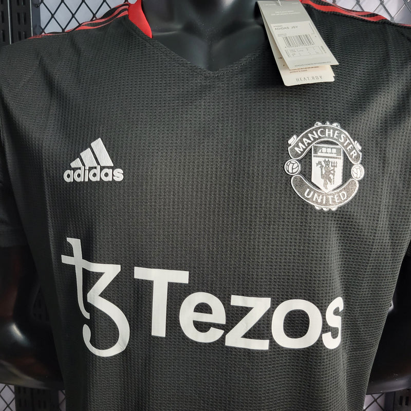 CAMISA VERSÃO PLAYER DO MANCHESTER UNITED 22/23 BLACK