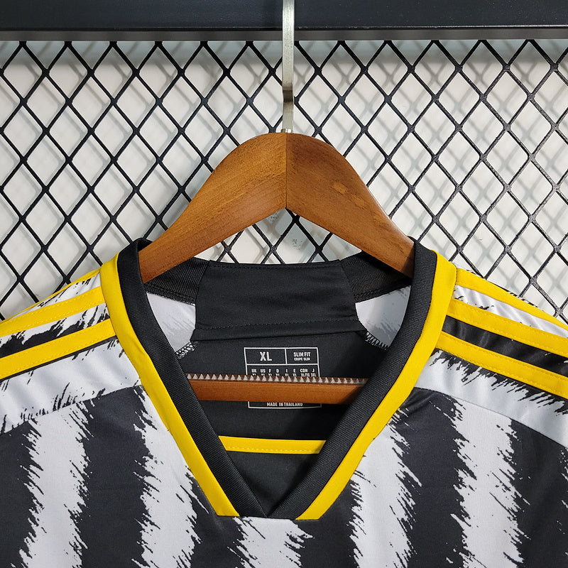 CAMISA MANGA LONGA DO JUVENTUS  23/24 BRANCO, PRETO E AMARELO