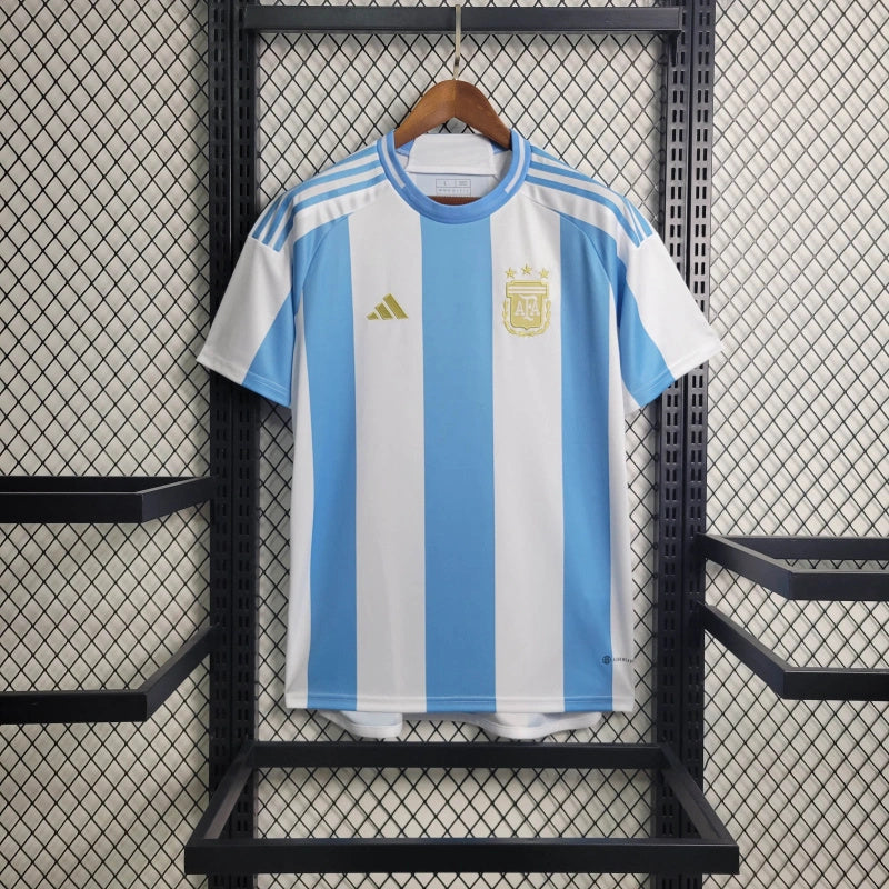 CAMISA DA SELEÇÃO DA ARGENTINA 24/25 AZUL E BRANCO