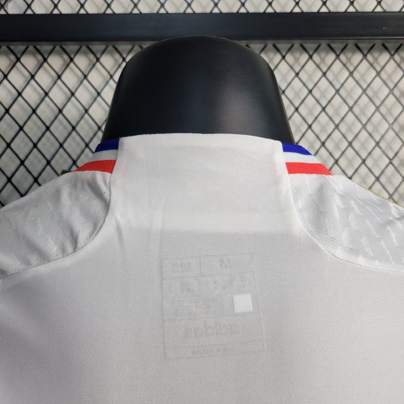 CAMISA VERSÃO PLAYER DO LYON 22/23 BRANCO E VERMELHO