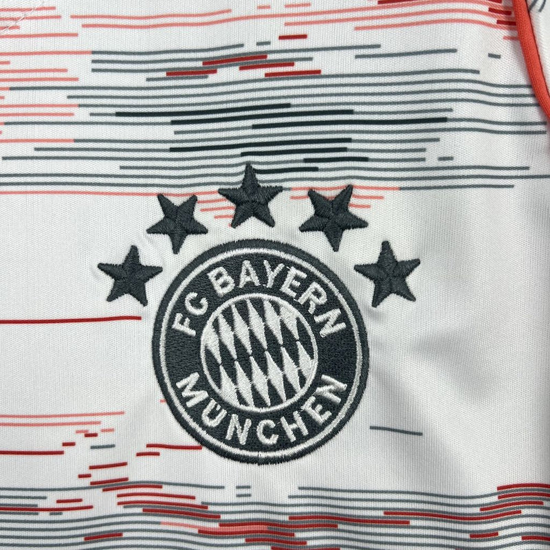 CAMISA FEMININA DO BAYERN MUNICH 25/26 MULTICOLOR
