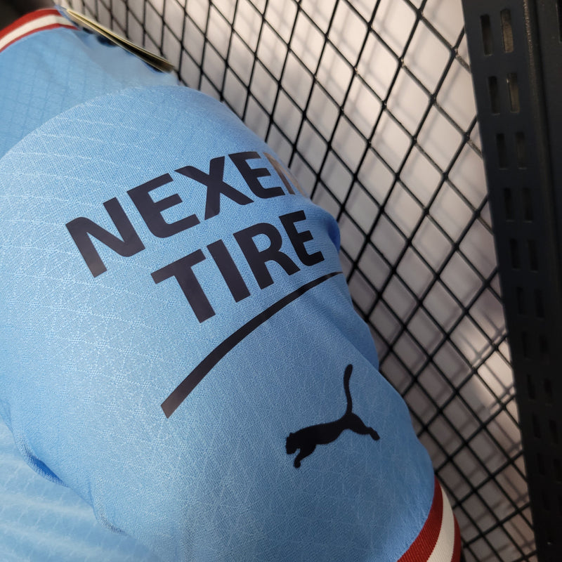 CAMISA VERSÃO PLAYER DO MANCHESTER CITY 22/23 AZUL