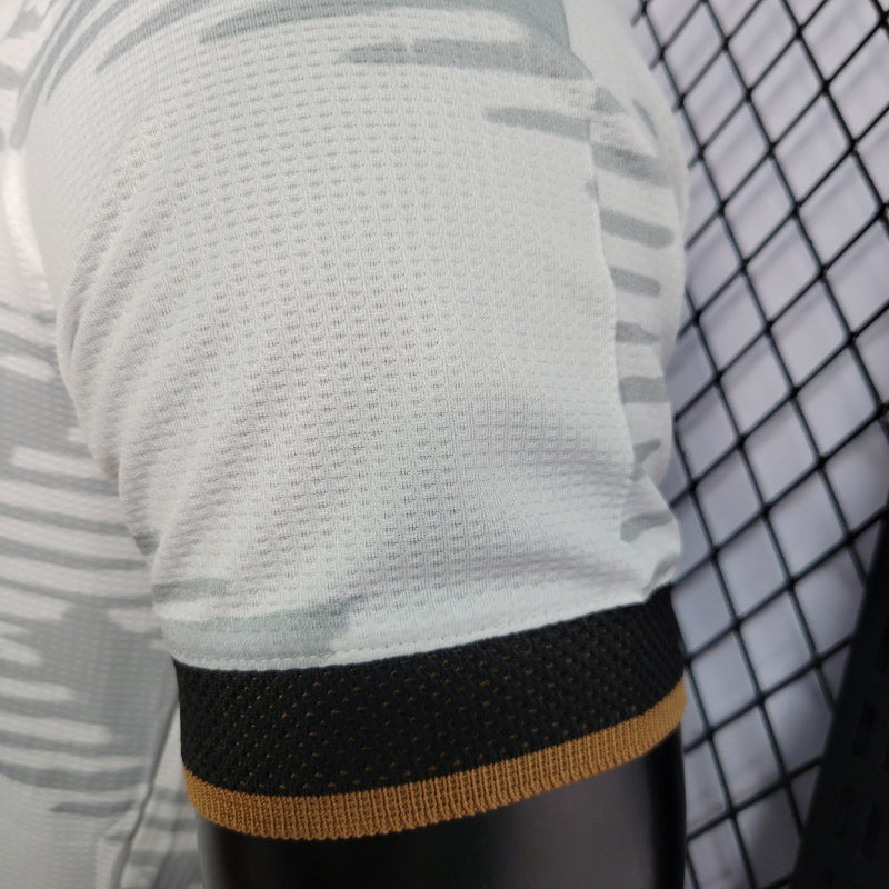 CAMISA VERSÃO PLAYER DA SELEÇÃO DA ALEMANHA 22/23 BRANCO