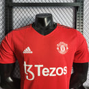 CAMISA VERSÃO PLAYER DO MANCHESTER UNITED 22/23 RED